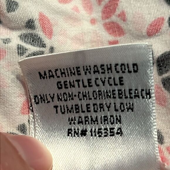 Talbots v-neck vestโtop button up pinksโL - Picture 10 of 10